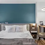 Uni88 Apartments Hotel