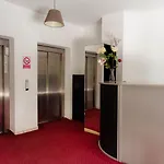 Uni88 Apartments Hotel 4*