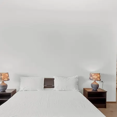 Uni88 Apartament *