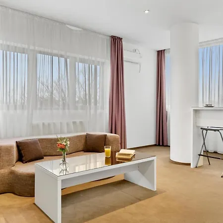 Uni88 Apartments Hotel アパートホテル