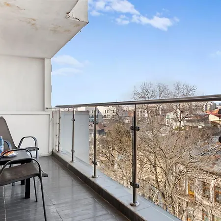 Uni88 Apartament