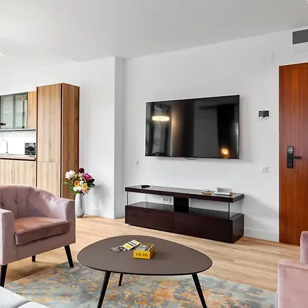Uni88 Apartament