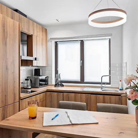 Uni88 Lägenhetshotell Bukarest