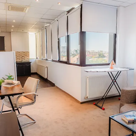 Uni88 Apartments Hotel 4*