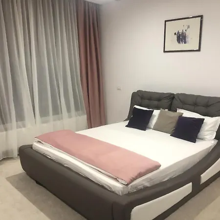 アパートホテル Uni88 Apartments Hotel 4*