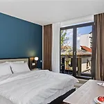 Uni88 Apartments Hotel 4* Bucharest