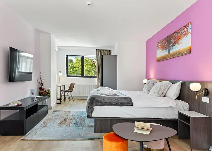 Apart Otel Uni88 Bükreş