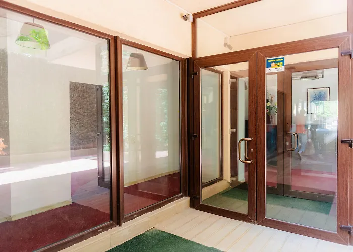 Apart Otel Uni88 Bükreş