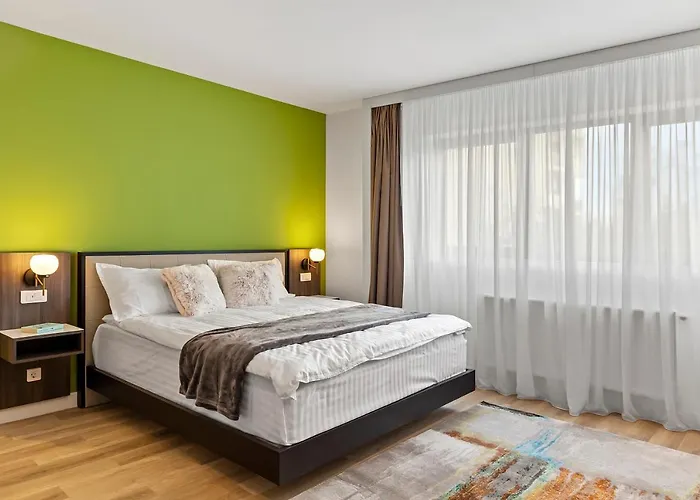 Uni88 Apartments Hotel