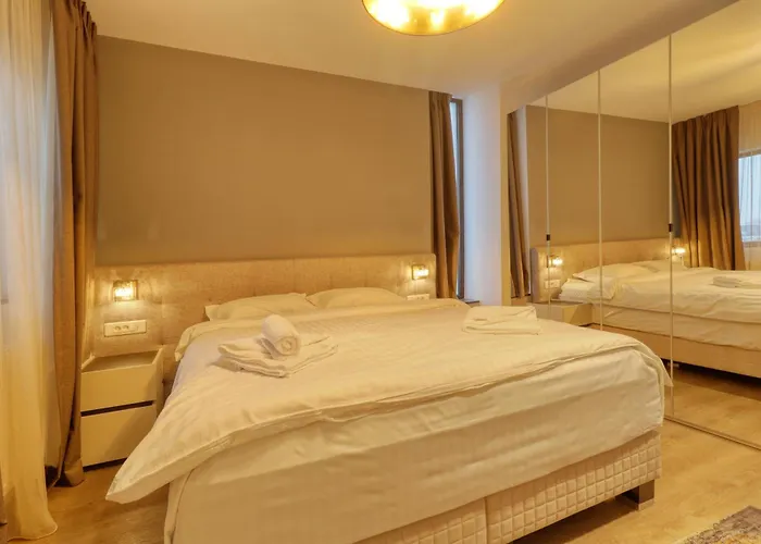 Uni88 Apartments Hotel 4*